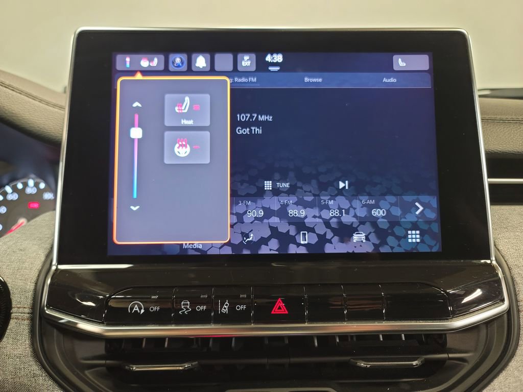 Used 2022 Jeep Compass Latitude image 15