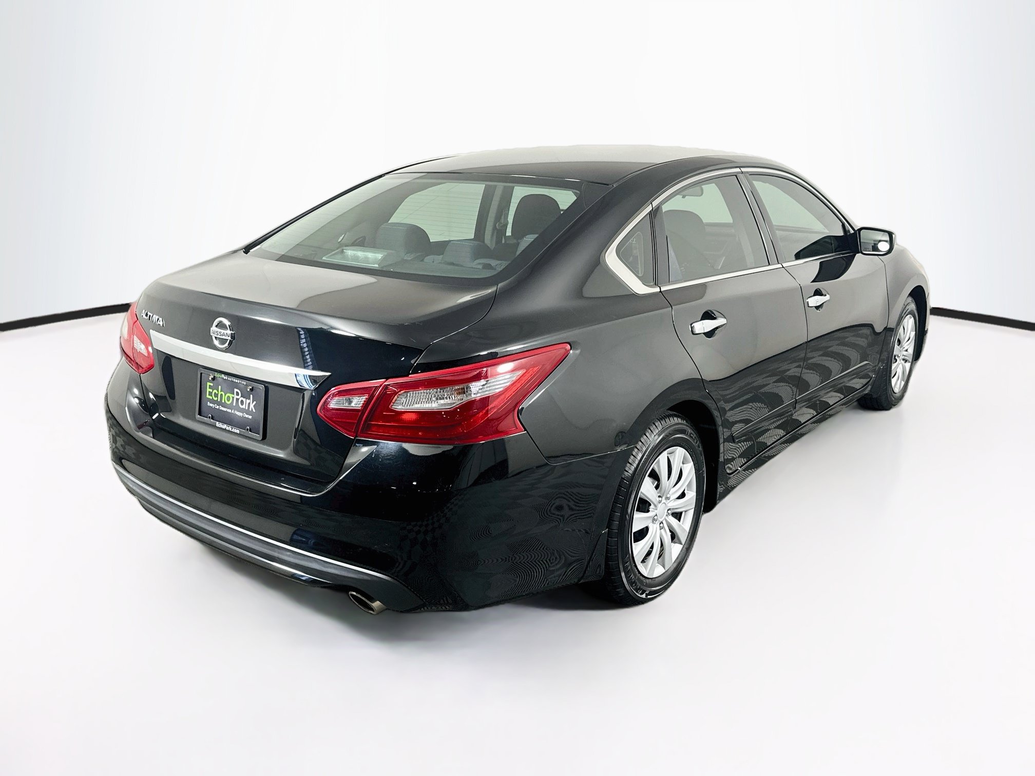 Used 2018 Nissan Altima 2.5 S w/ S Convenience Package FWD image 9