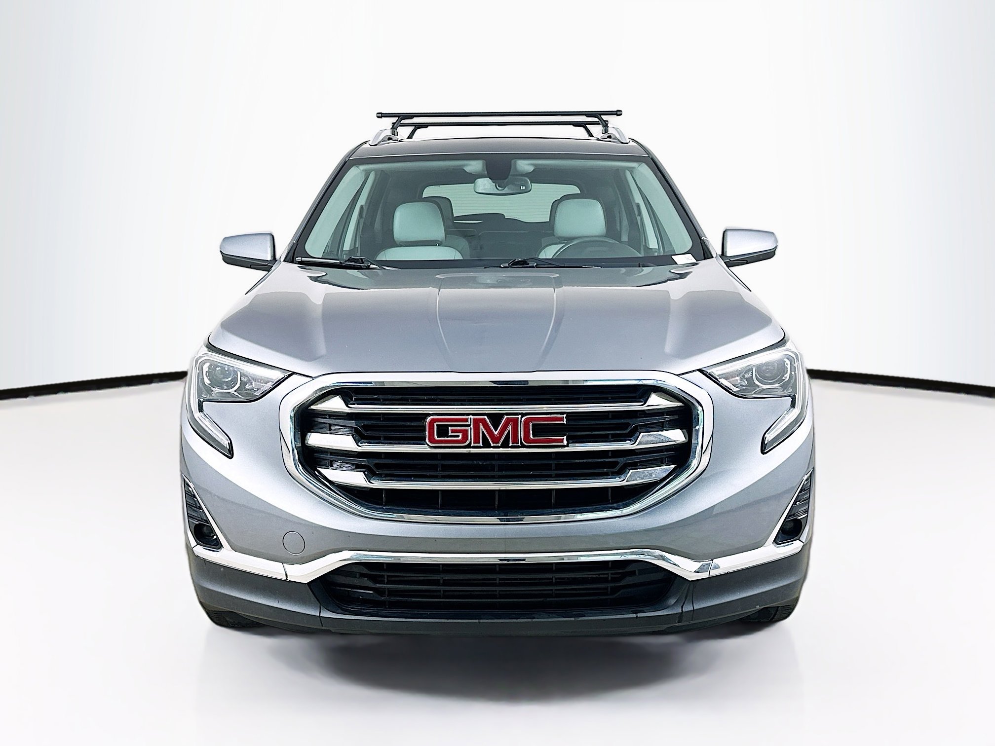Used 2018 GMC Terrain SLT w/ Preferred Package FWD image 2
