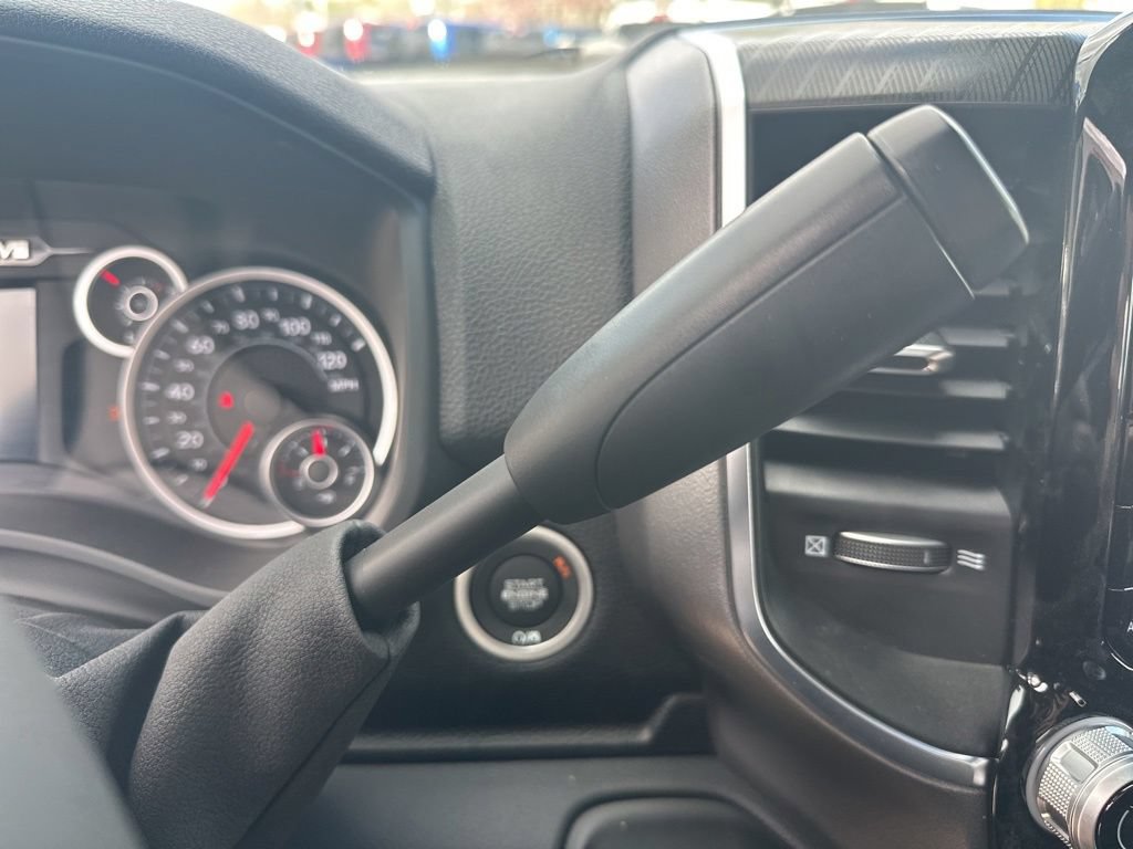New 2026 RAM 2500 Big Horn AWD/4WD image 27