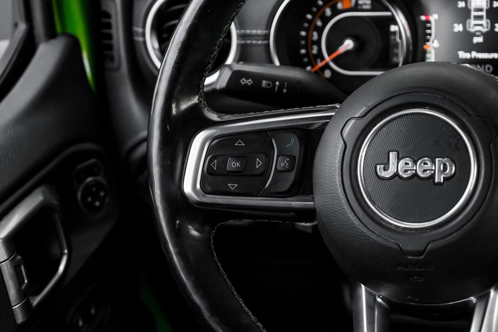 Used 2019 Jeep Wrangler Unlimited Sahara AWD/4WD image 20
