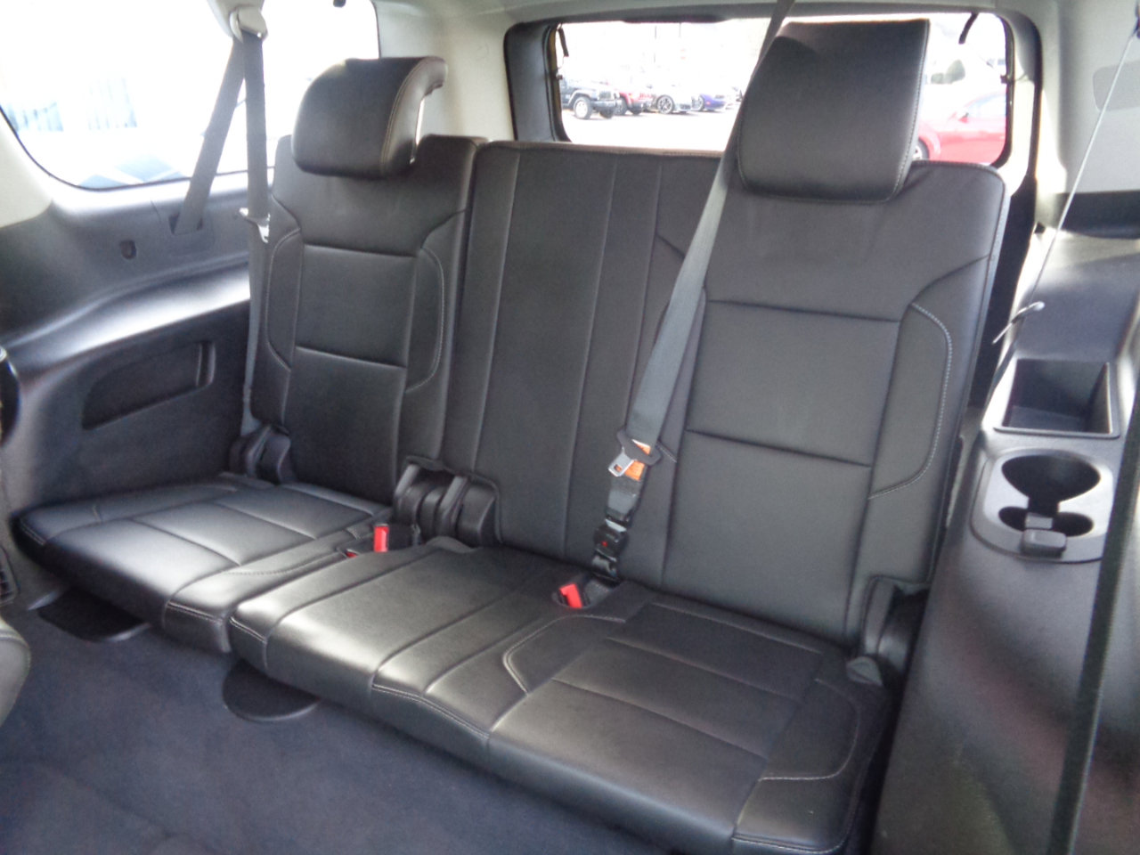 Used 2019 Chevrolet Suburban LT w/ Luxury Package image 24