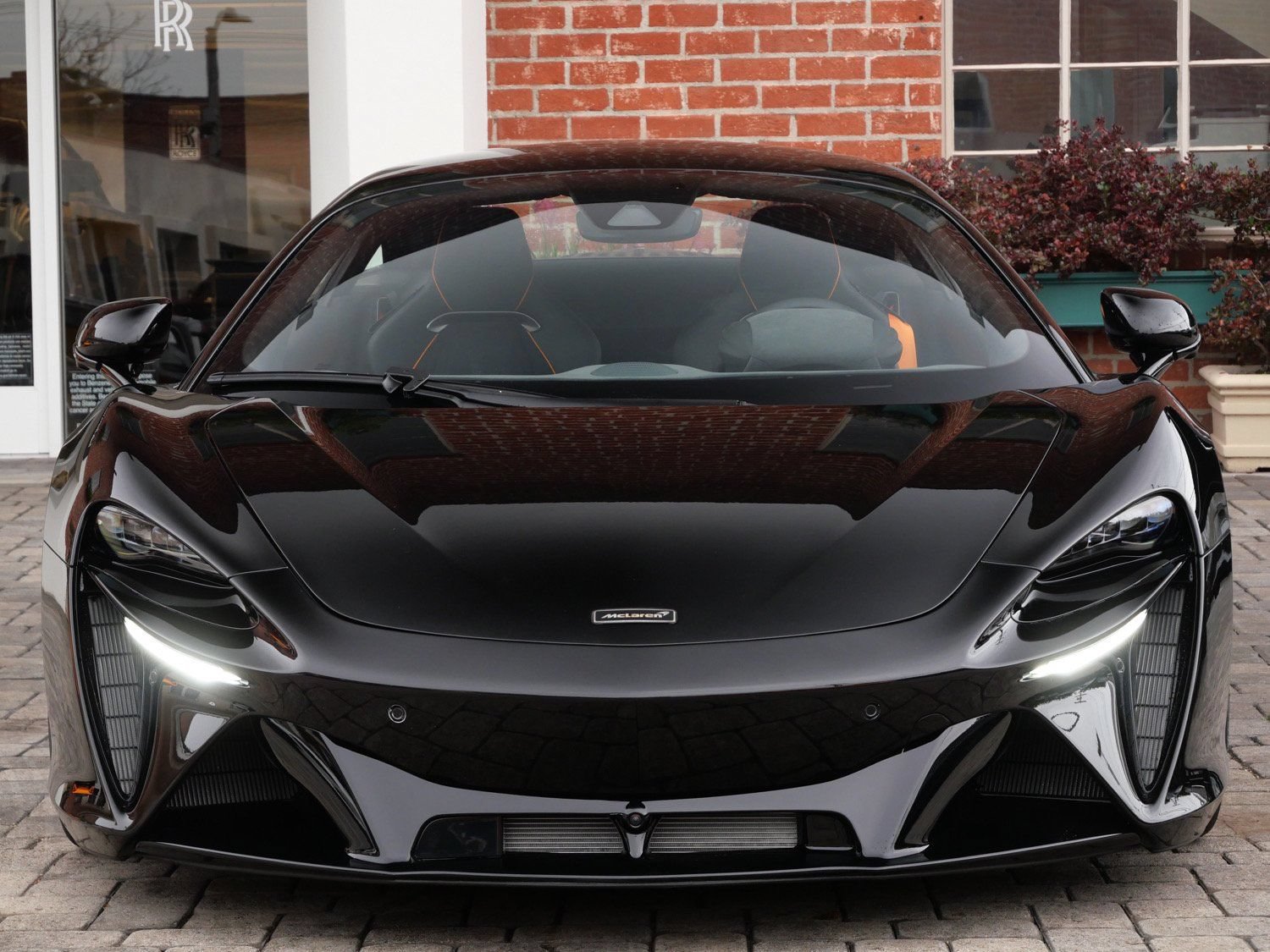 New 2026 McLaren Artura RWD image 2