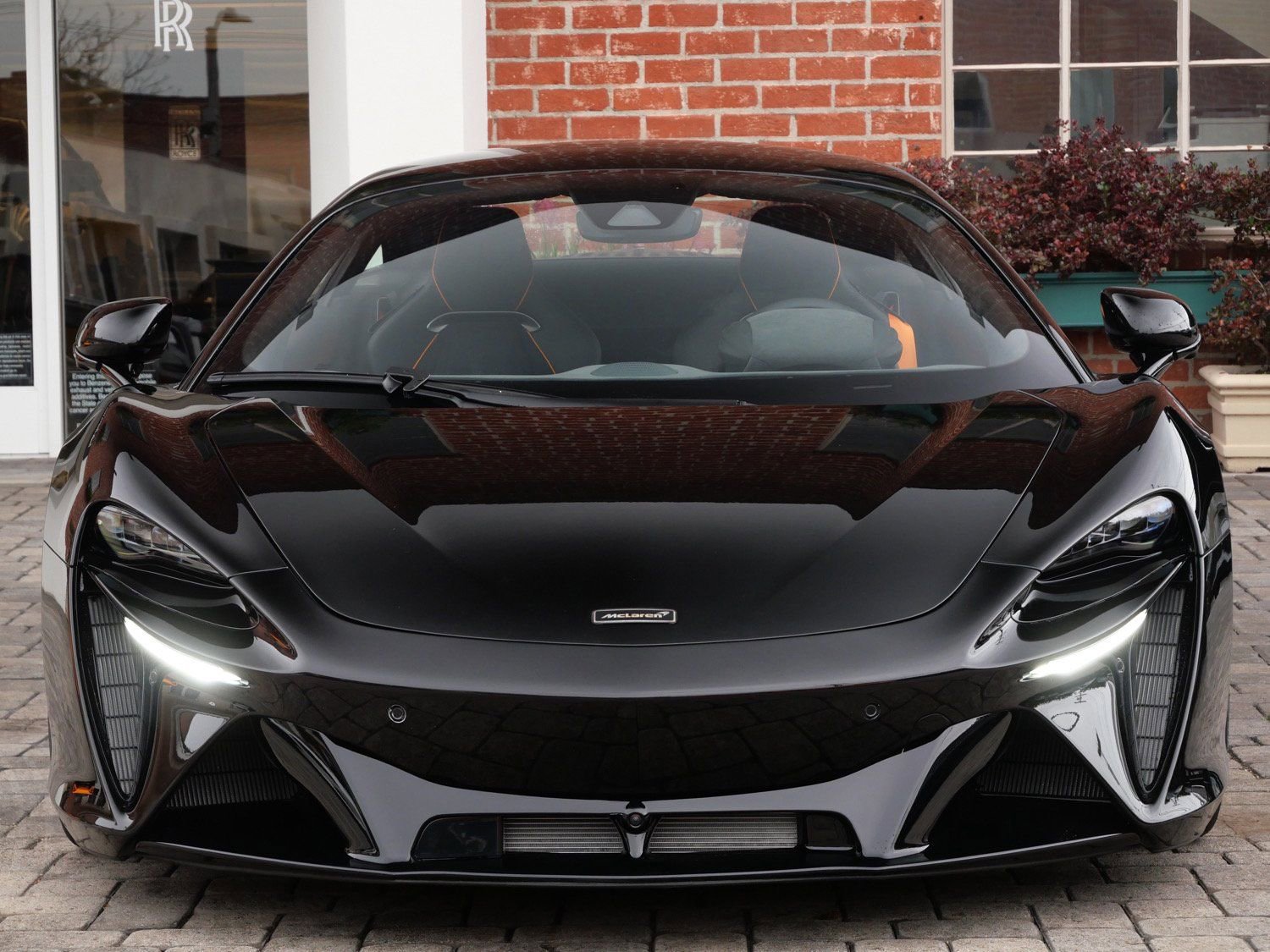New 2026 McLaren Artura RWD image 2