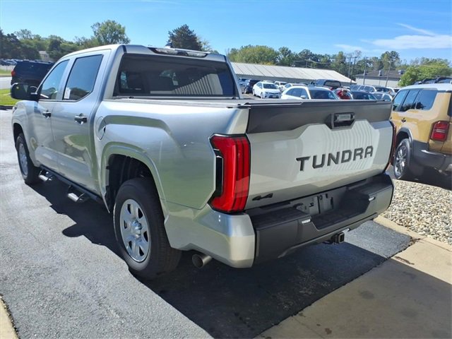 New 2026 Toyota Tundra SR image 3