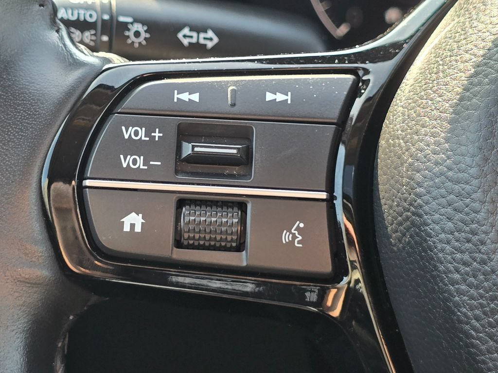 Used 2023 Honda CR-V EX-L image 32