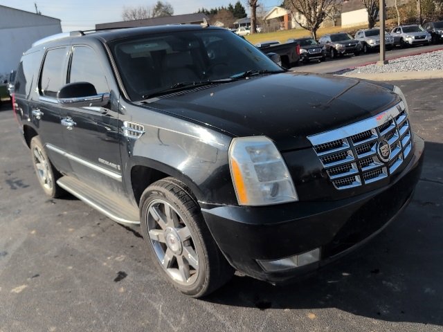 Used 2009 Cadillac Escalade AWD image 2