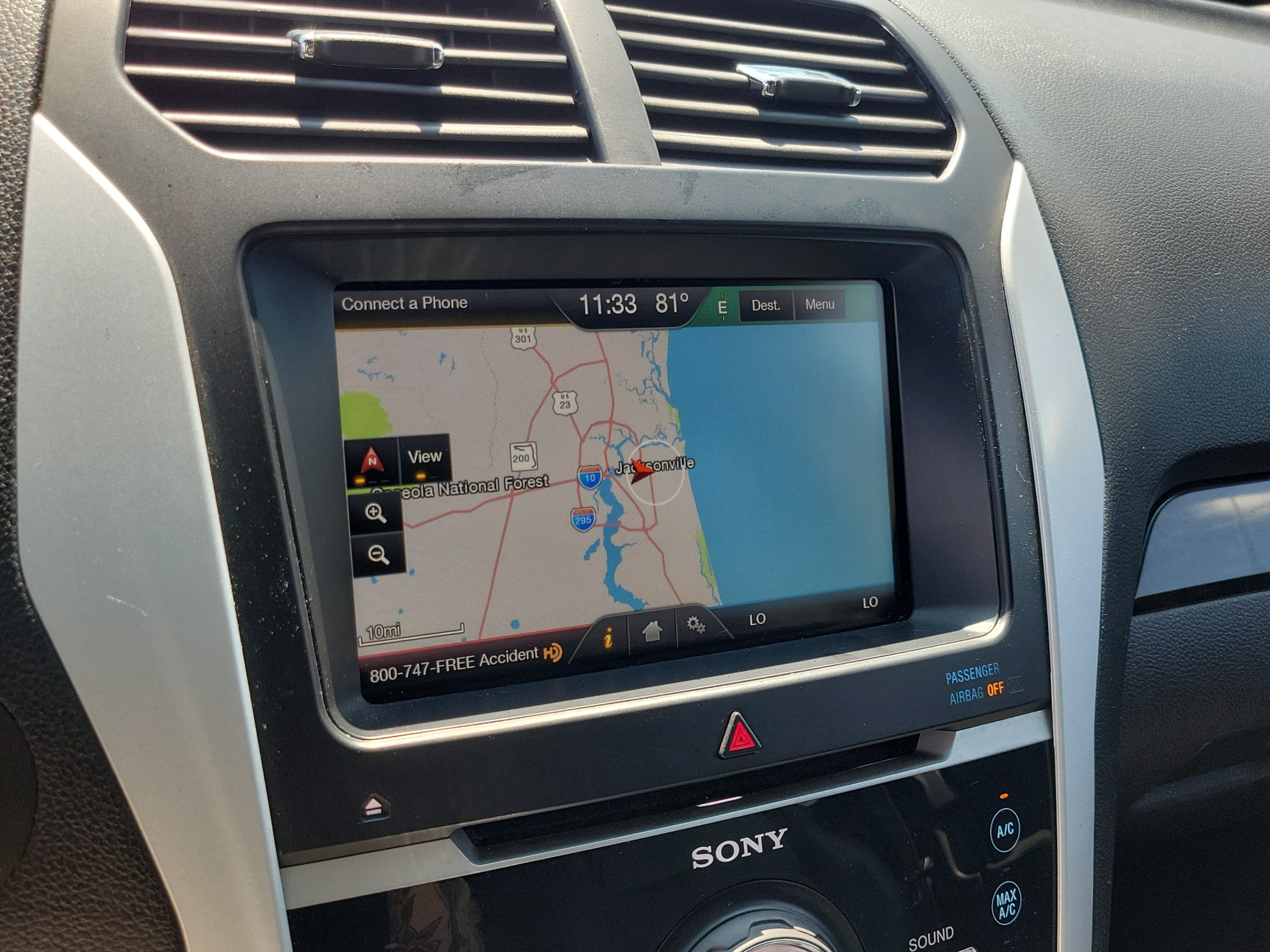 Used 2015 Ford Explorer Limited w/ Equipment Group 301A AWD/4WD image 28