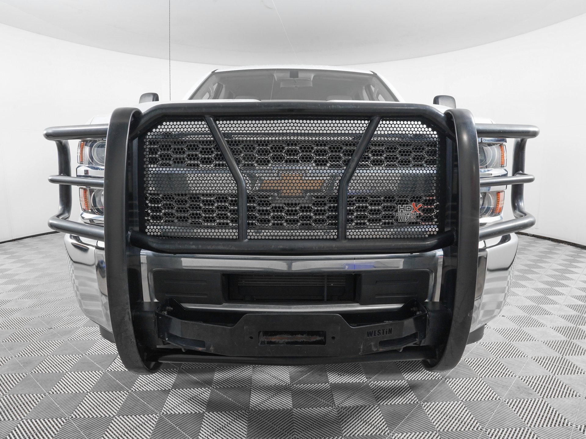 Used 2019 Chevrolet Silverado 2500 W/T image 2