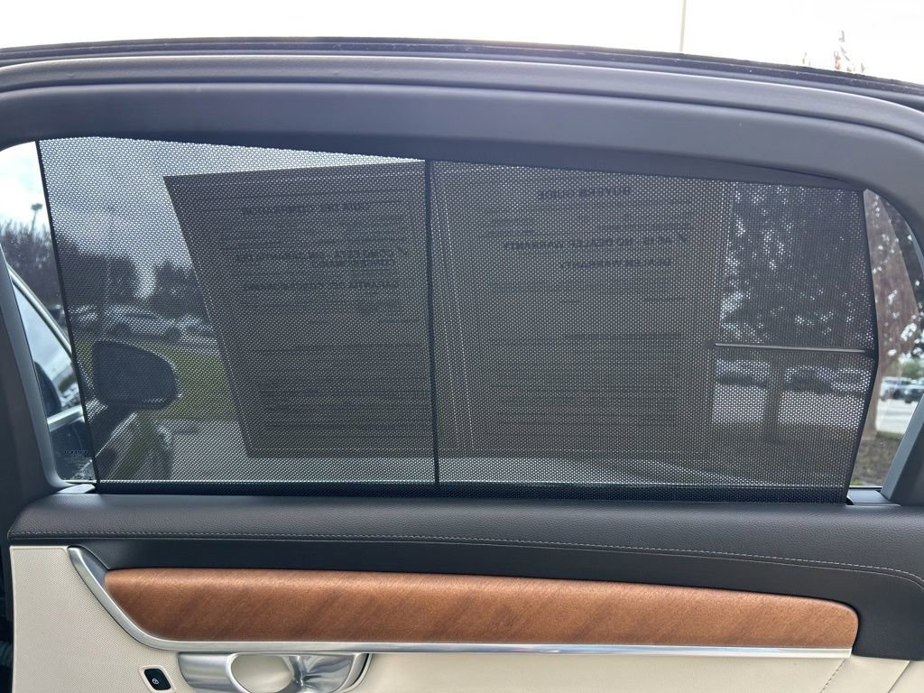 Used 2018 Volvo S90 T6 Inscription w/ Convenience Package image 47