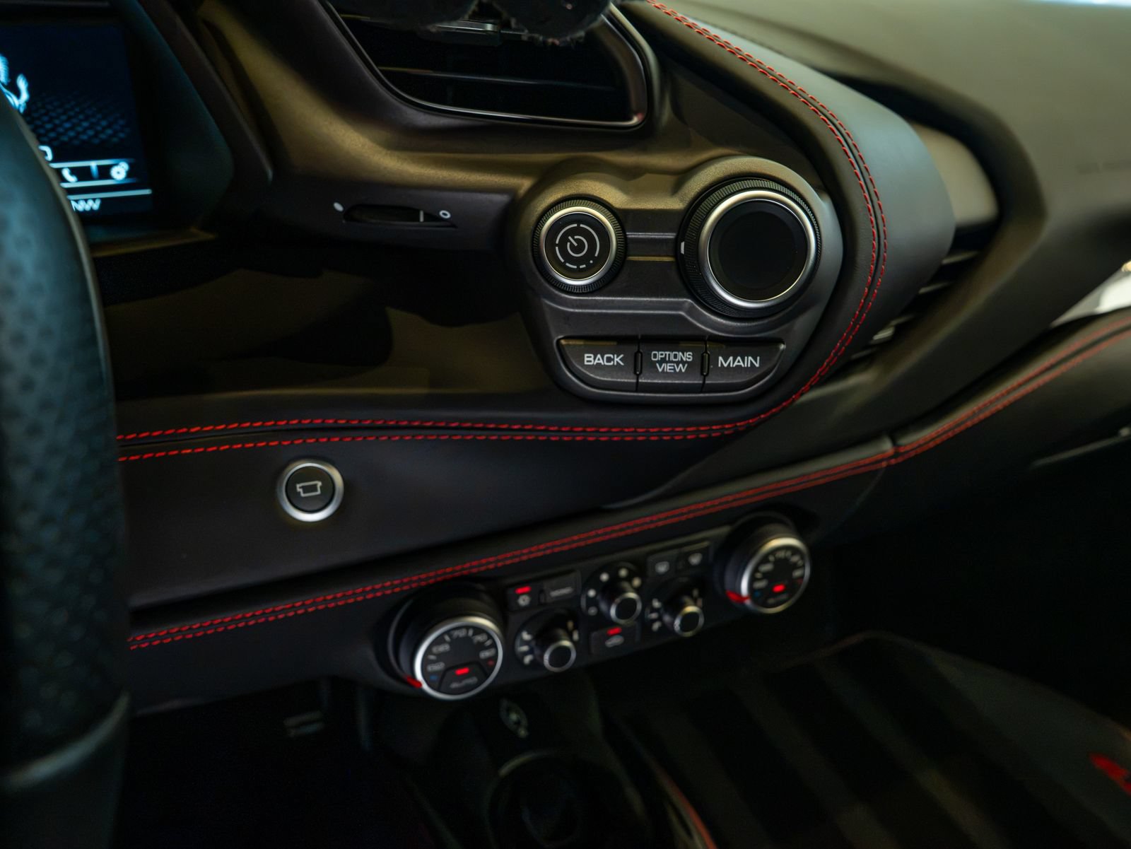 Used 2019 Ferrari 488 GTB RWD image 14