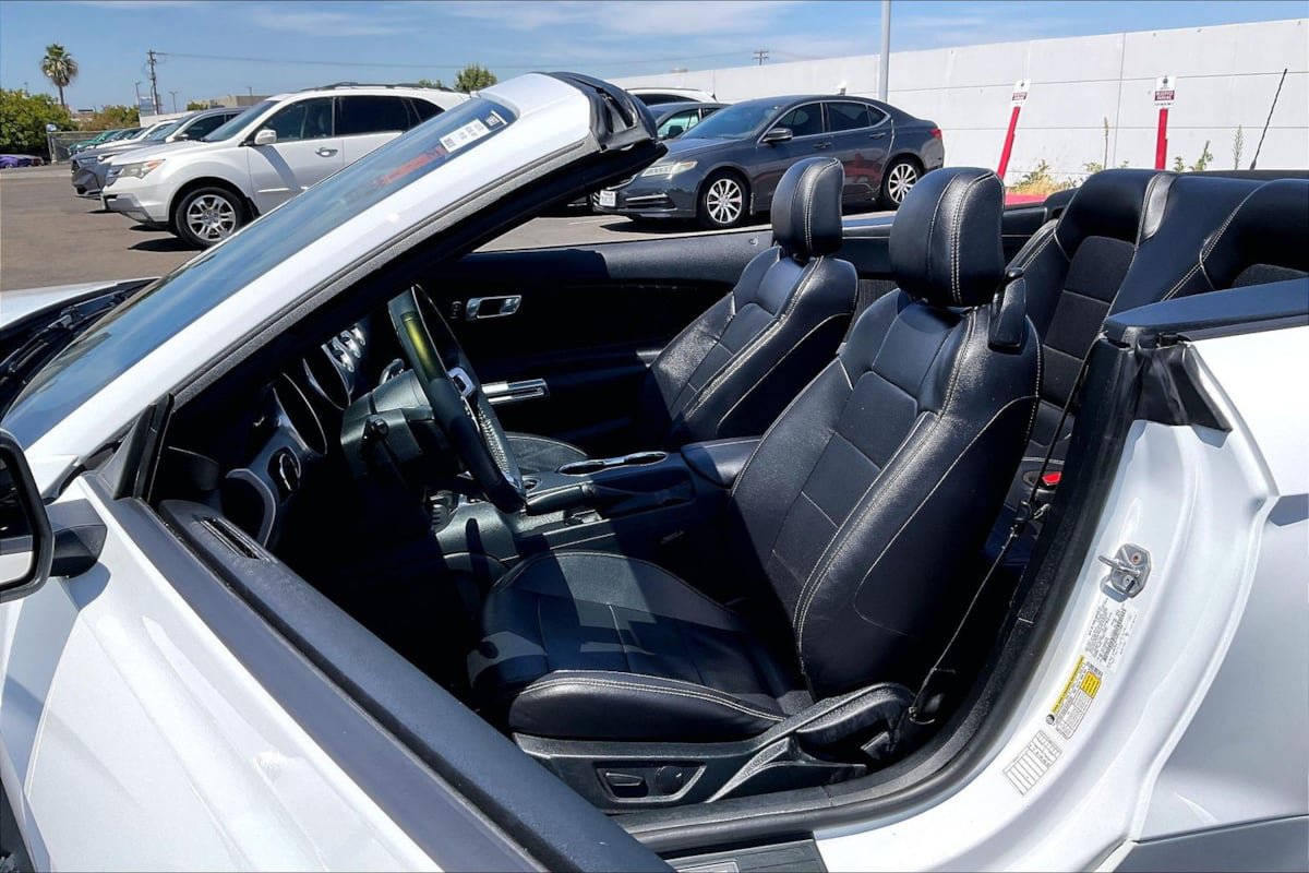Used 2023 Ford Mustang Premium RWD image 22