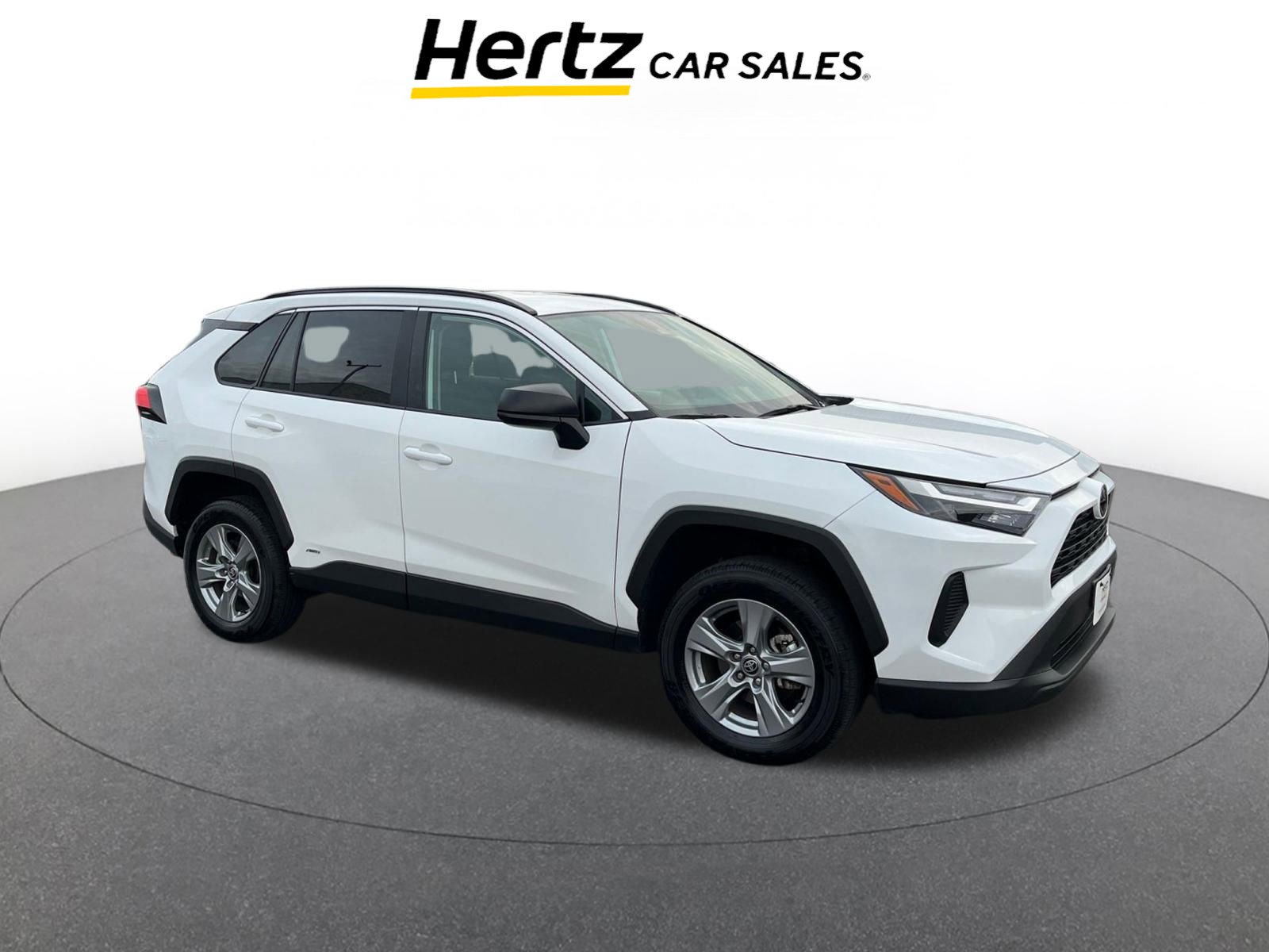 Used 2025 Toyota RAV4 LE image 1