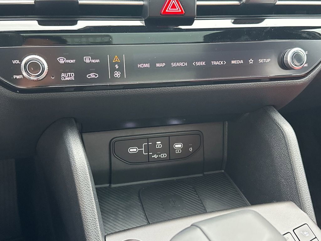 New 2026 Kia Sportage SX image 28