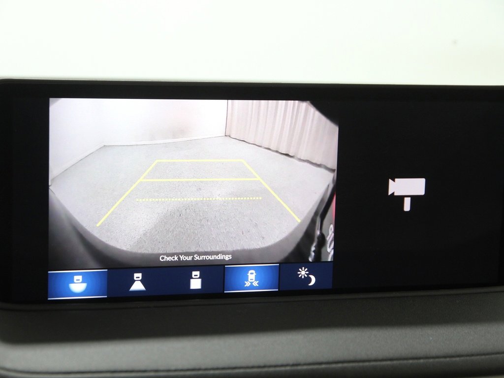 Used 2023 Acura MDX SH-AWD w/ Technology Package image 13