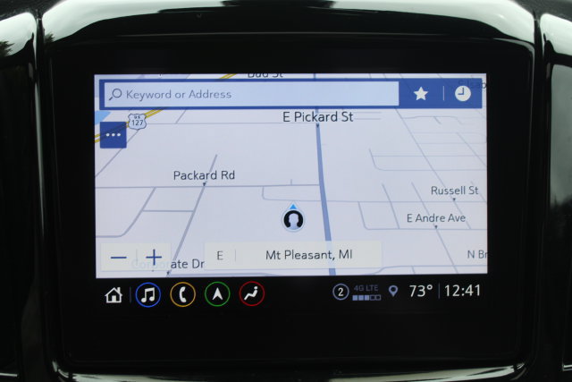 Used 2023 Chevrolet Traverse LT w/ LT Premium Package AWD/4WD image 2