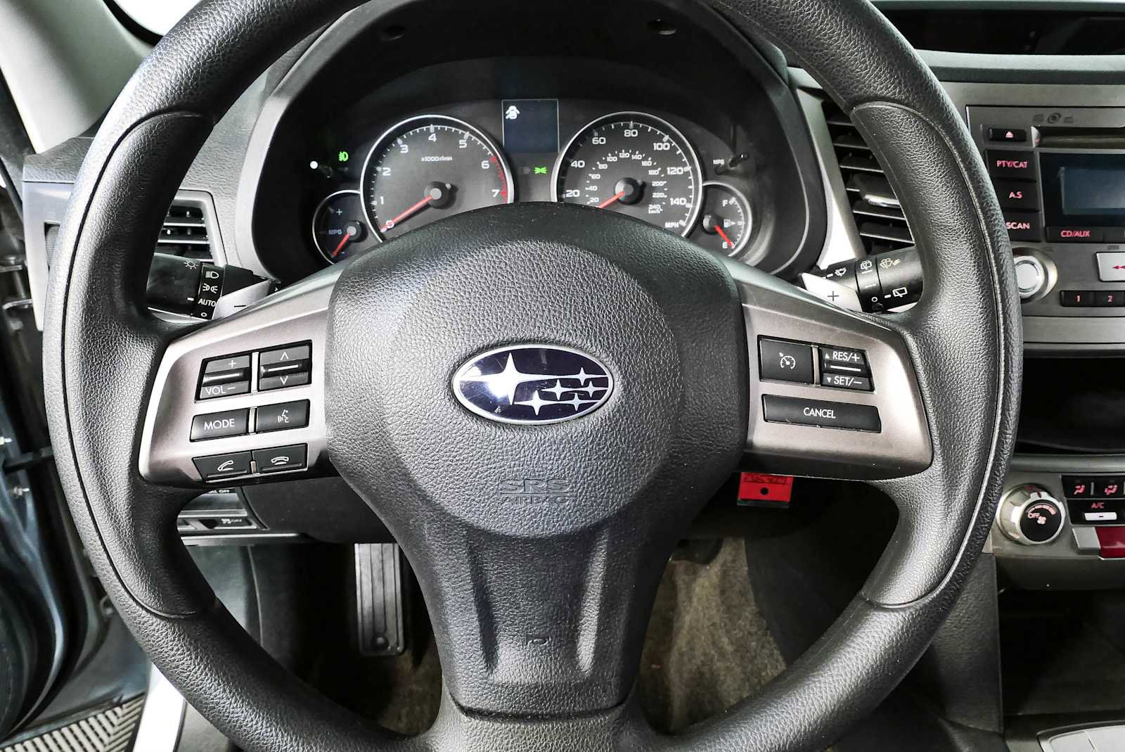 Used 2014 Subaru Outback 2.5i AWD/4WD image 9