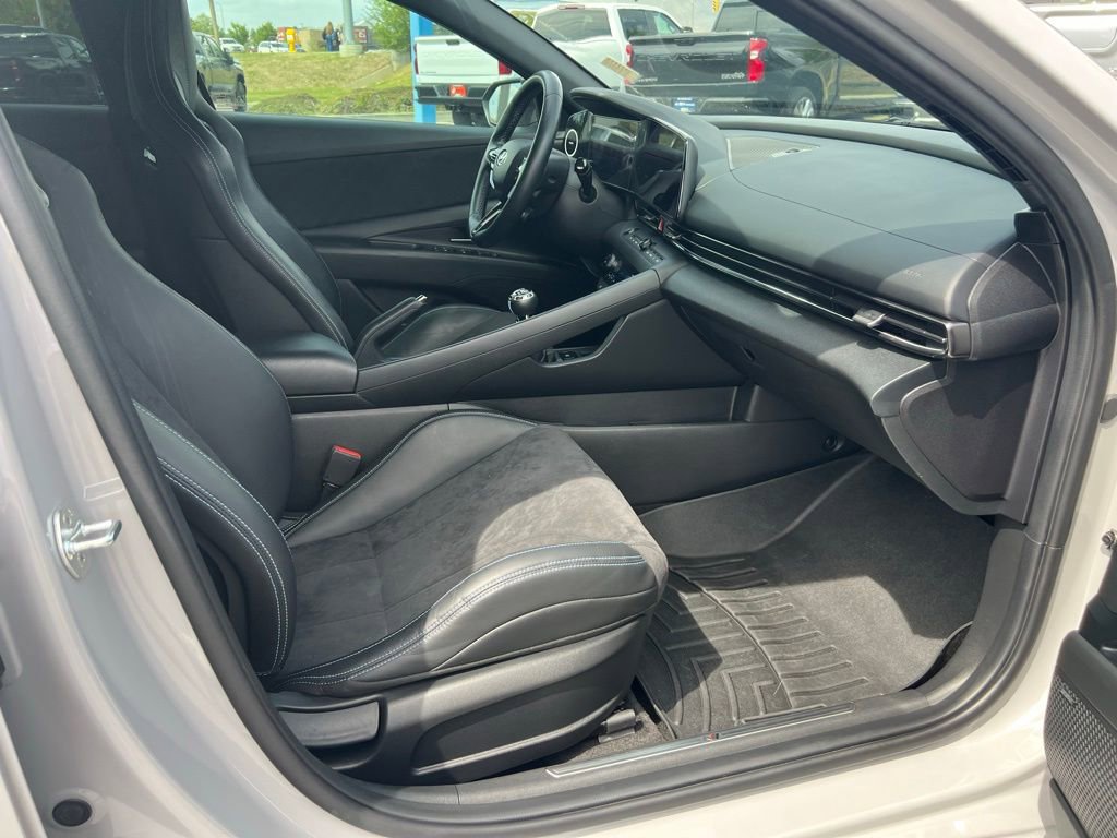 Used 2022 Hyundai Elantra N FWD image 19