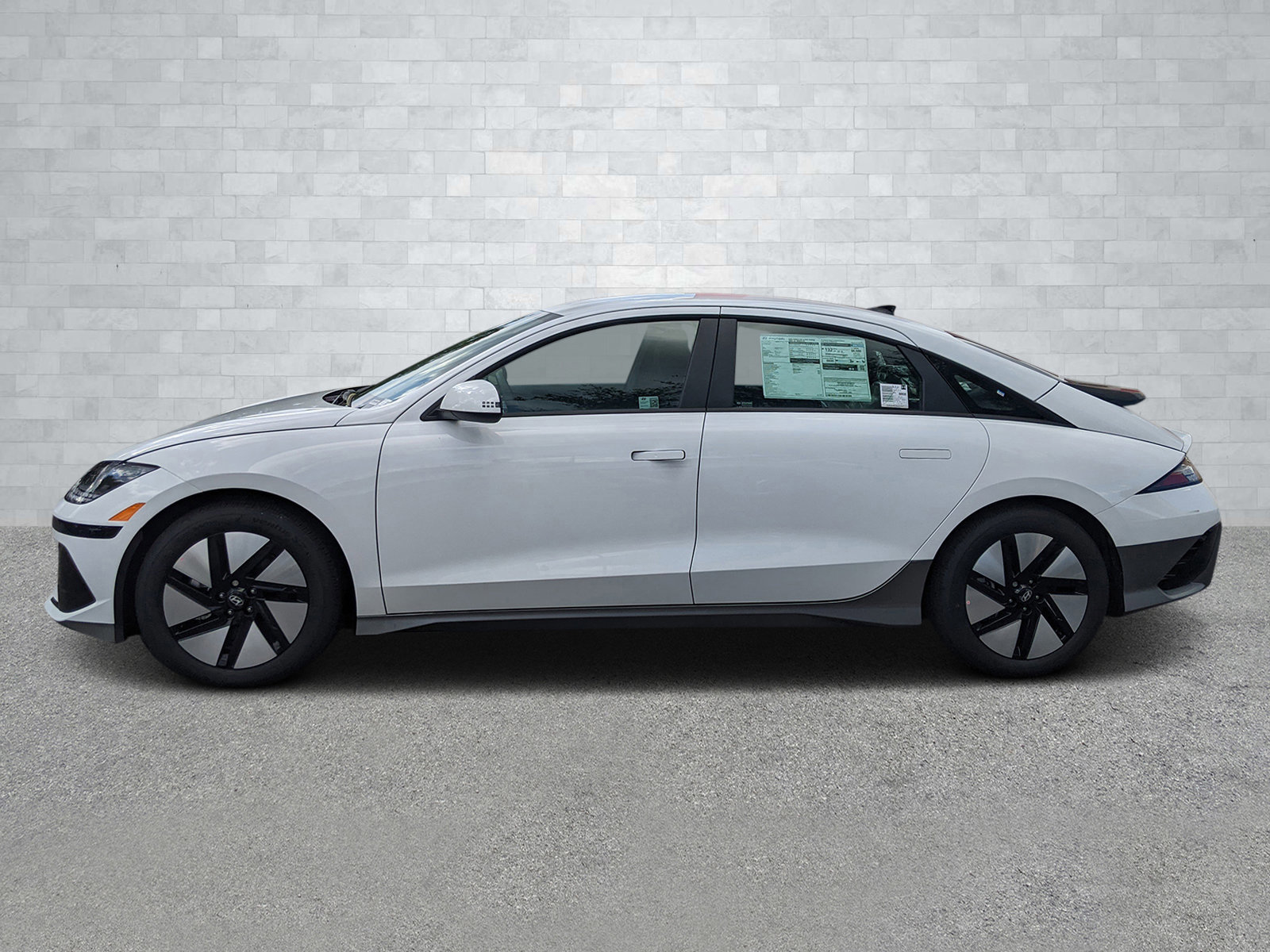 New 2025 Hyundai Ioniq 6 SE image 8