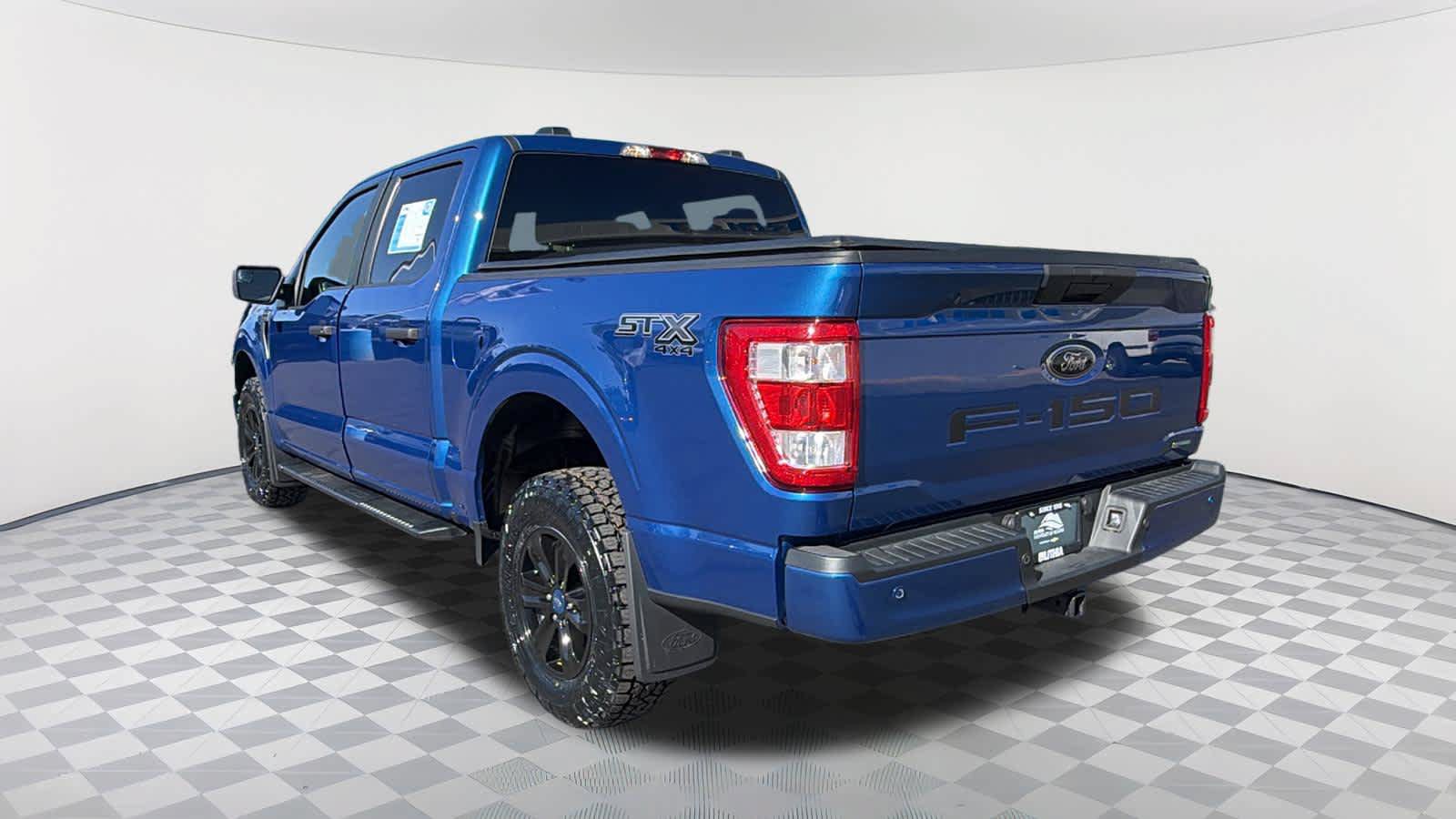Used 2022 Ford F150 XL w/ STX Black Appearance Package AWD/4WD image 7