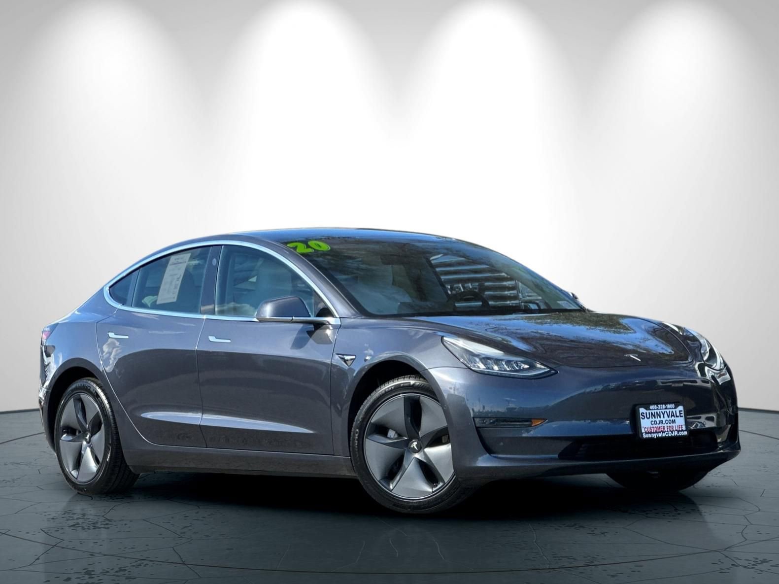 Used 2020 Tesla Model 3 Standard Range Plus RWD image 2