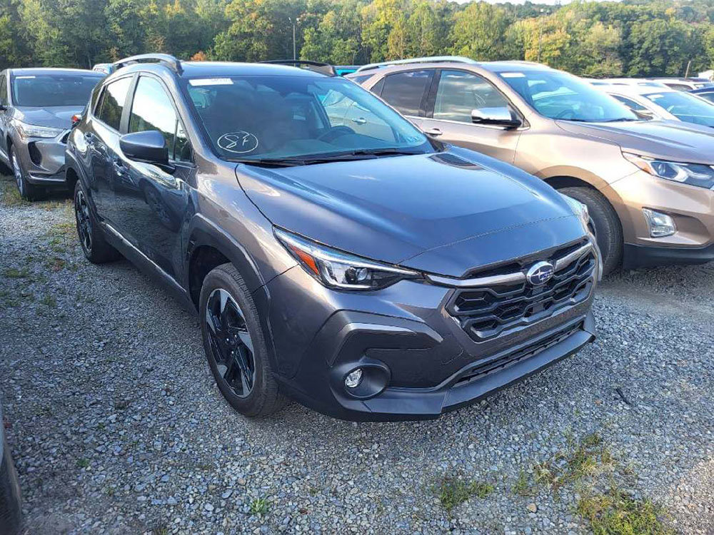 Used 2024 Subaru Crosstrek 2.5i Limited w/ Popular Package #3A AWD/4WD image 2