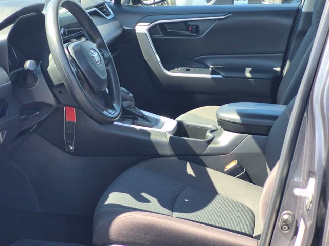 Used 2025 Toyota RAV4 LE FWD image 15