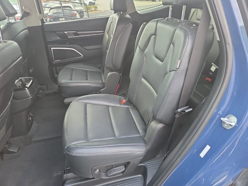 Used 2025 Kia Telluride S image 7