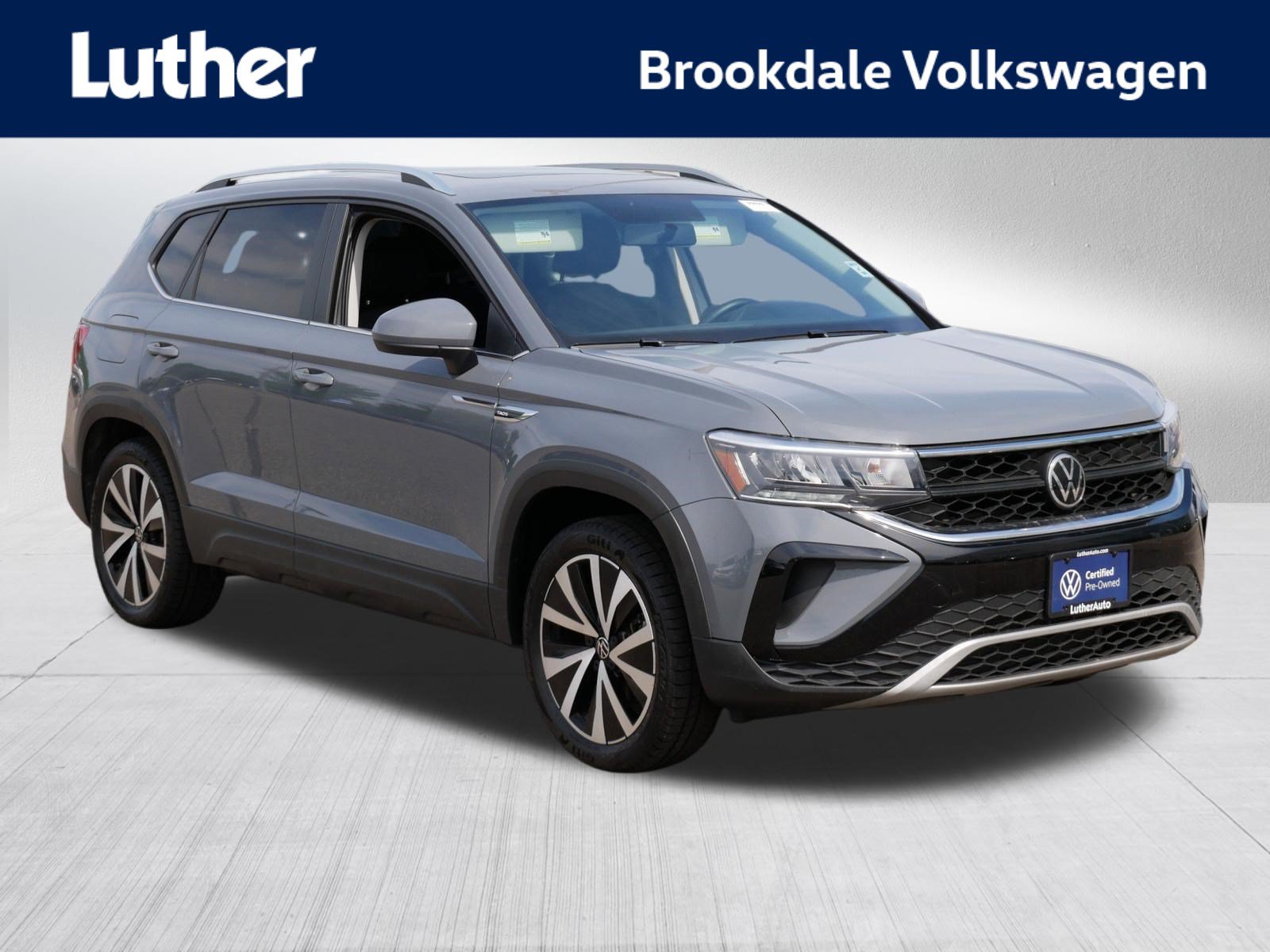 Certified 2022 Volkswagen Taos SE w/ Panoramic Sunroof Package