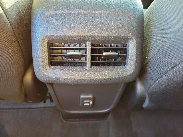 Used 2022 Chevrolet Equinox LT image 11