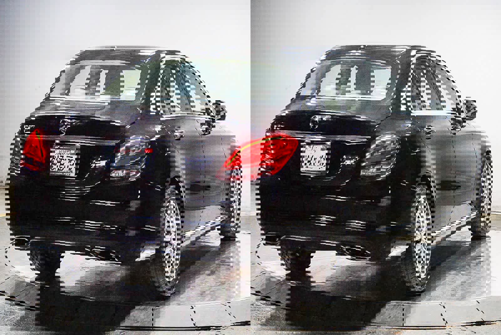 Used 2016 Mercedes-Benz C 300 Sedan image 10