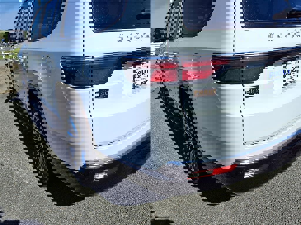 Used 2024 Jeep Wagoneer L Series II w/ Premium Group I image 21