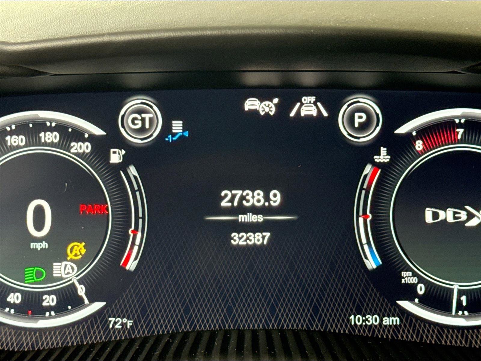 Used 2021 Aston Martin DBX image 18
