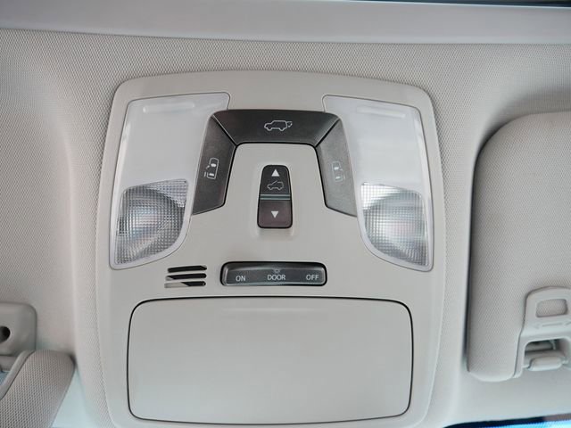 Used 2017 Toyota Sienna XLE image 37