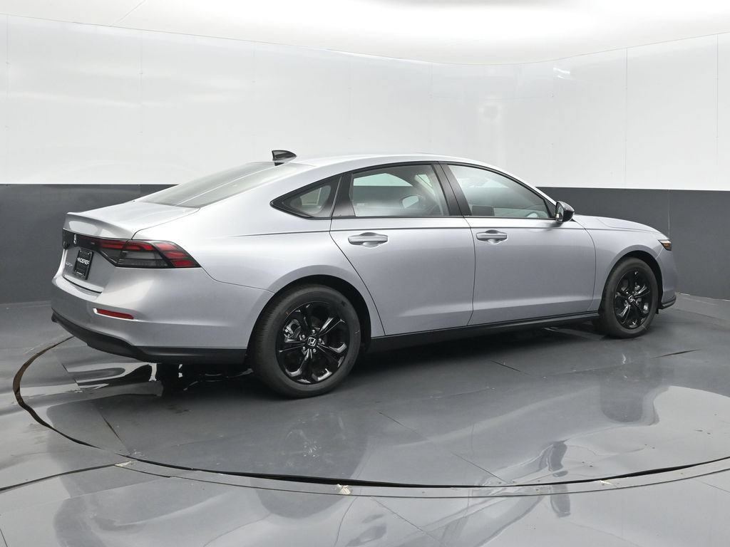 New 2025 Honda Accord SE image 8
