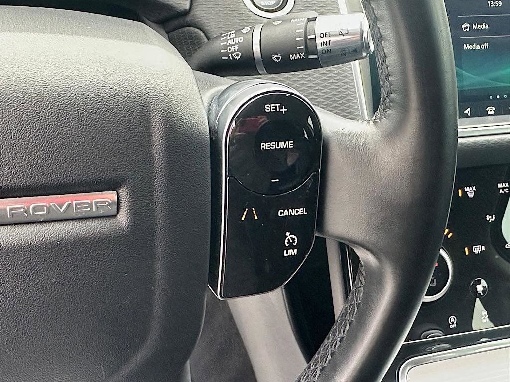 Used 2020 Land Rover Range Rover Evoque S image 20