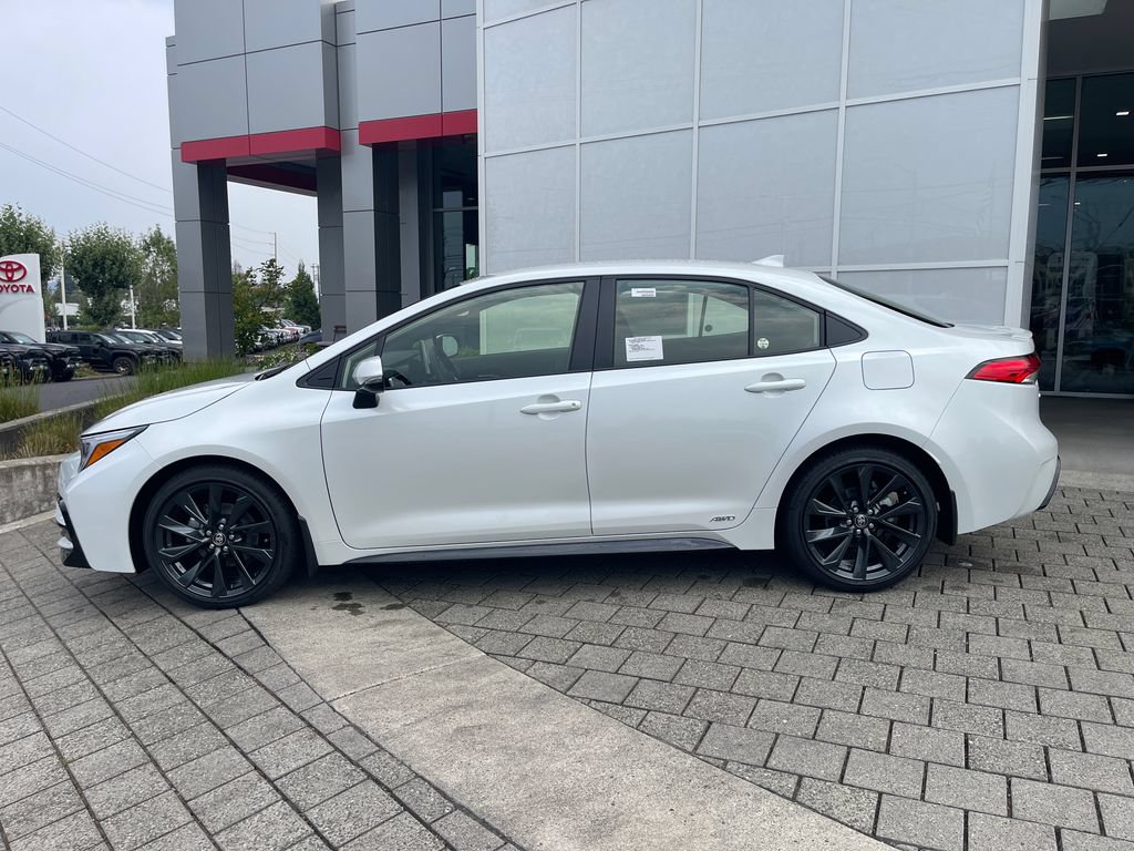 New 2026 Toyota Corolla SE w/ SE Premium Package AWD/4WD image 2