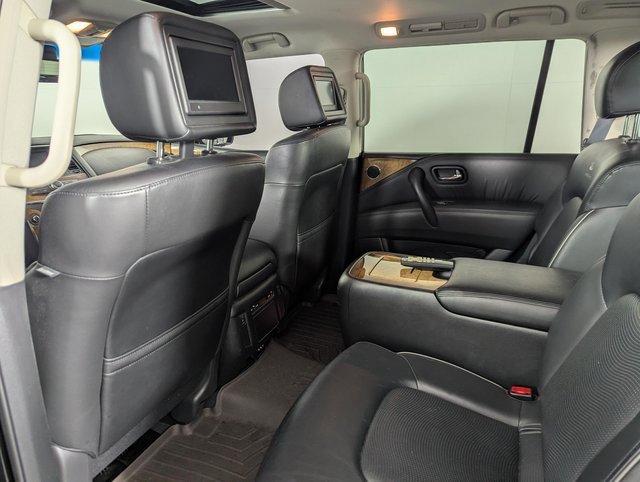 Used 2014 INFINITI QX80 4WD w/ Theater Package image 16