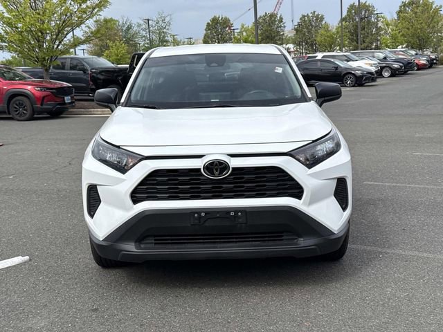 Used 2022 Toyota RAV4 LE image 6