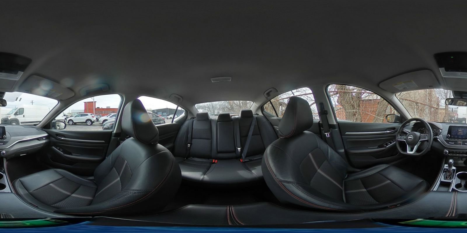 Used 2025 Nissan Altima 2.5 SR image 41