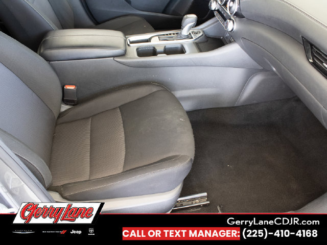 Used 2025 Nissan Sentra SV FWD image 13