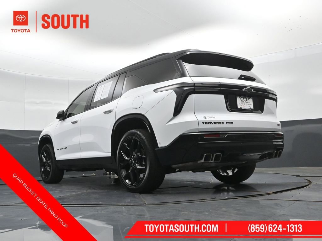 Used 2024 Chevrolet Traverse RS AWD/4WD image 37