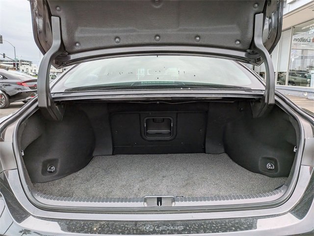 Used 2022 Lexus ES 300h w/ Premium Package image 29