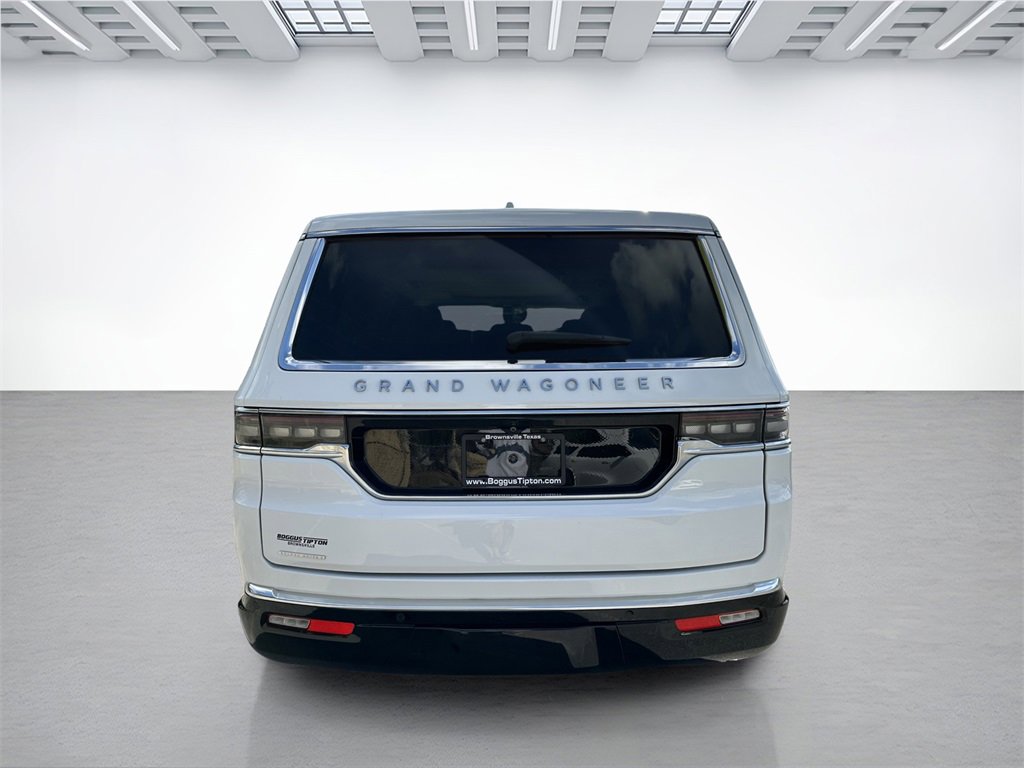 New 2023 Jeep Grand Wagoneer 4WD w/ Flexible Seating Group image 4