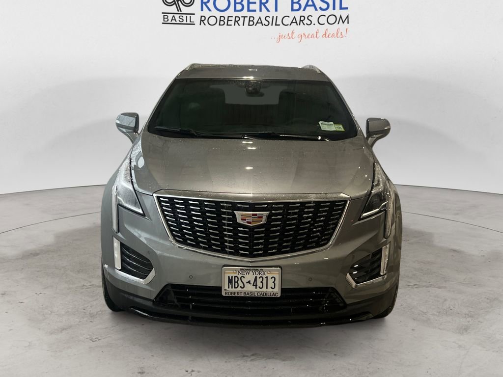 New 2026 Cadillac XT5 Luxury image 4