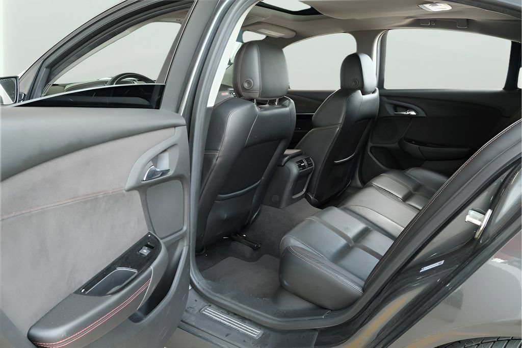 Used 2017 Chevrolet SS RWD image 27