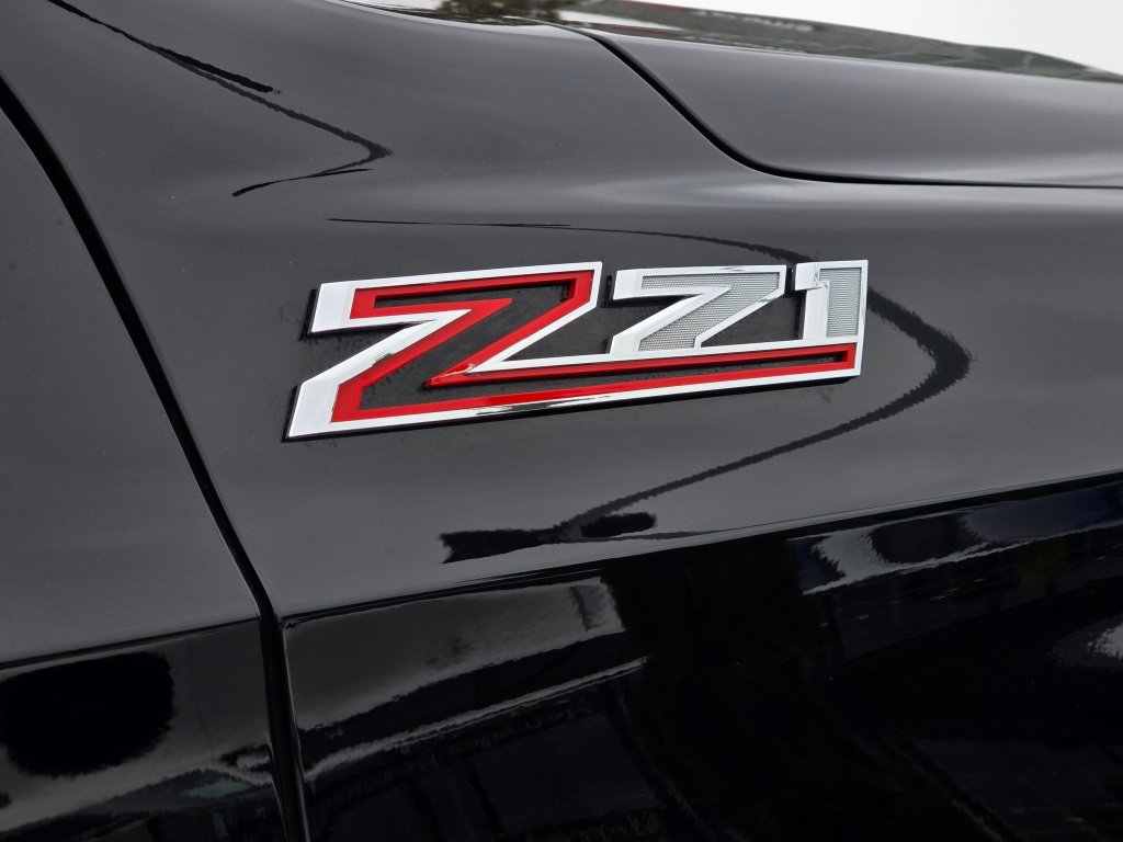 Used 2022 Chevrolet Tahoe Z71 w/ Z71 Off-Road Package AWD/4WD image 34