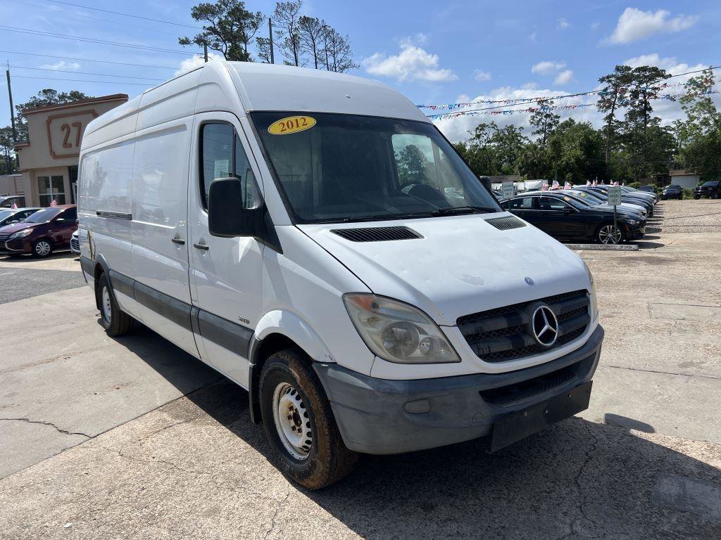 Used 2012 Mercedes-Benz Sprinter 2500 image 3