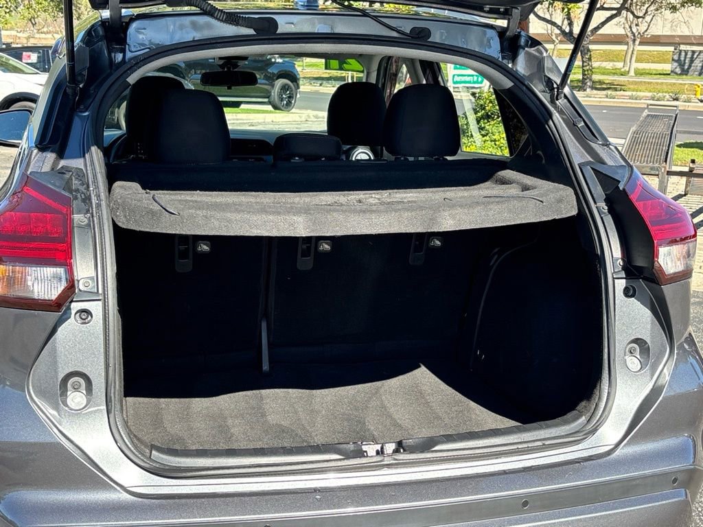 Used 2021 Nissan Kicks SV image 25