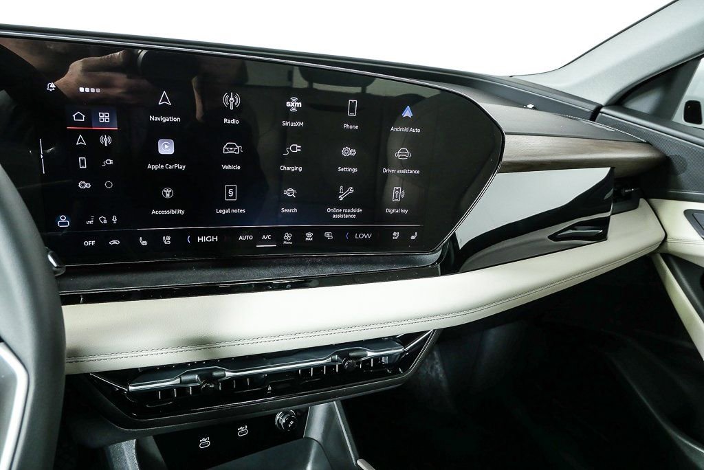 New 2025 Audi Q6 e-tron Premium Plus image 13